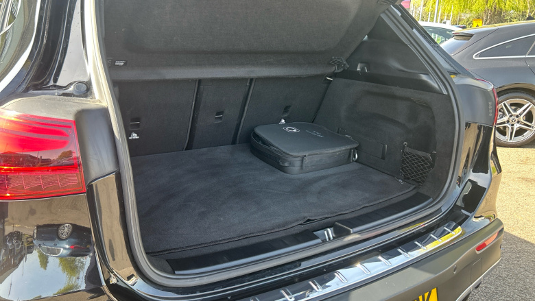 Mercedes-Benz Eqa 350 4M 215kW AMG Line Executive 66.5kWh 5dr At Electric Hatchback